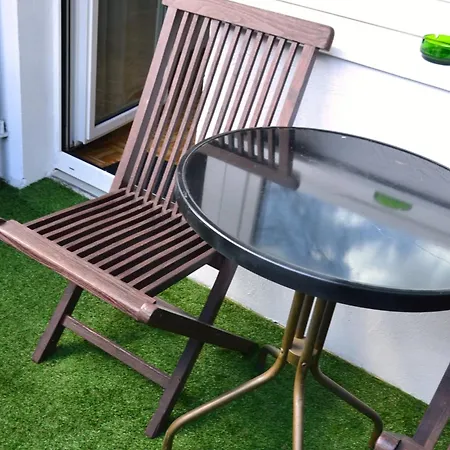 Art - Helles Mit Balkon&netflix *