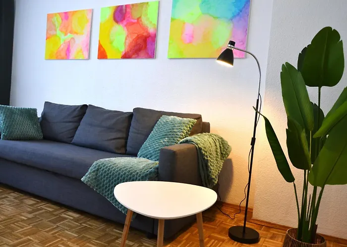 Apartment Art - Helles Mit Balkon&netflix