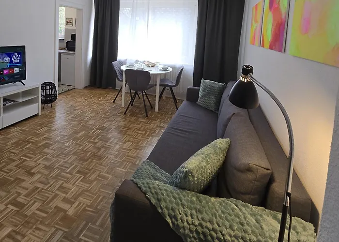 Art - Helles Mit Balkon&netflix *