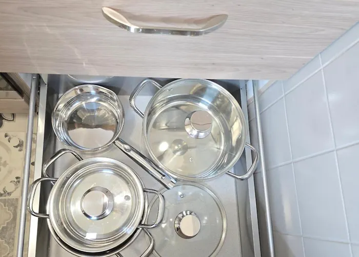 Art - Helles Mit Balkon&netflix